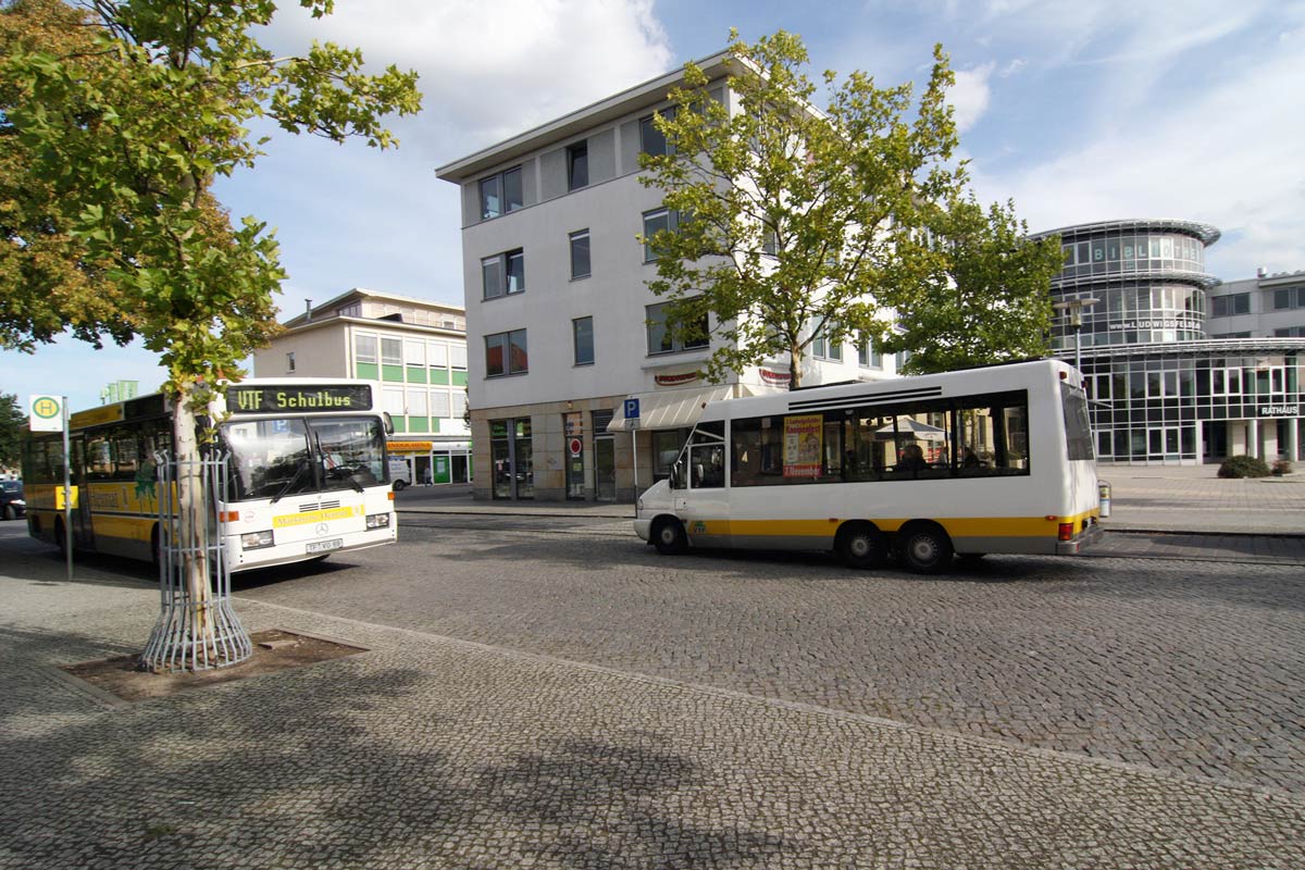 2009-Ludwigsfelde-Rathaus